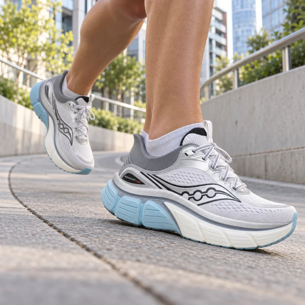 Saucony Paramount Max Review — Cloud-Like Comfort for Long, Easy Miles